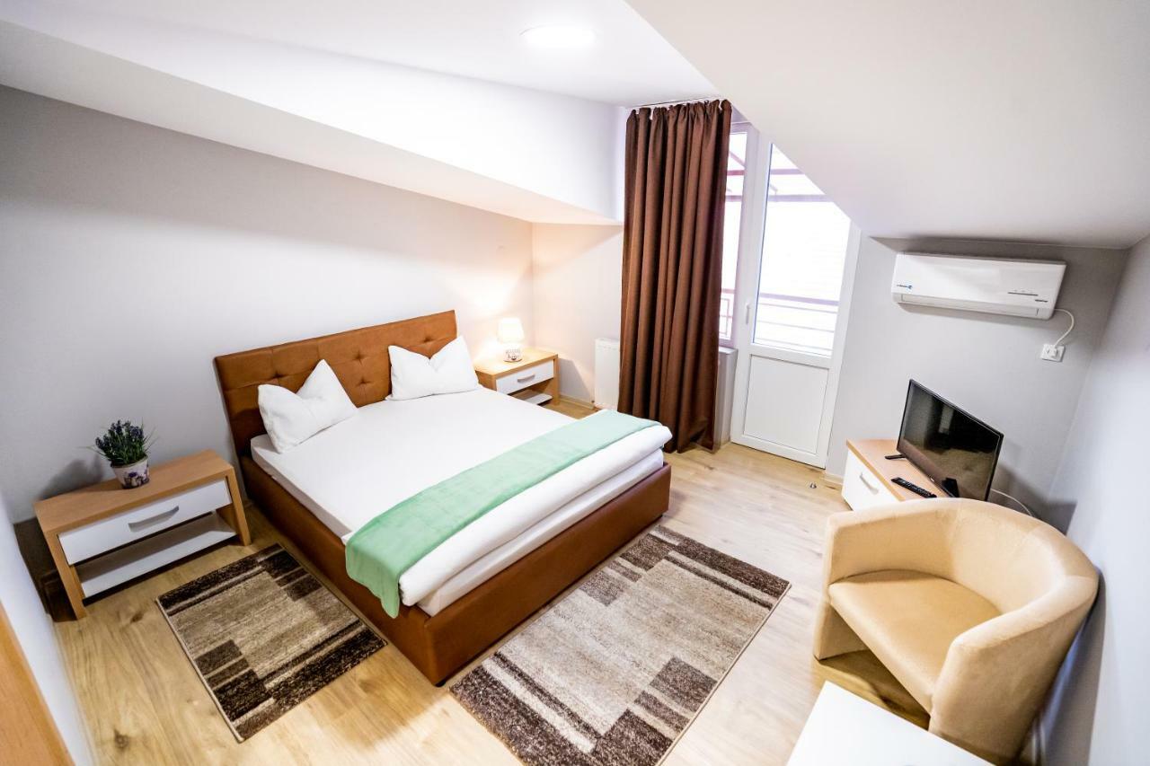 Casa Blum Otel Lugoj Dış mekan fotoğraf