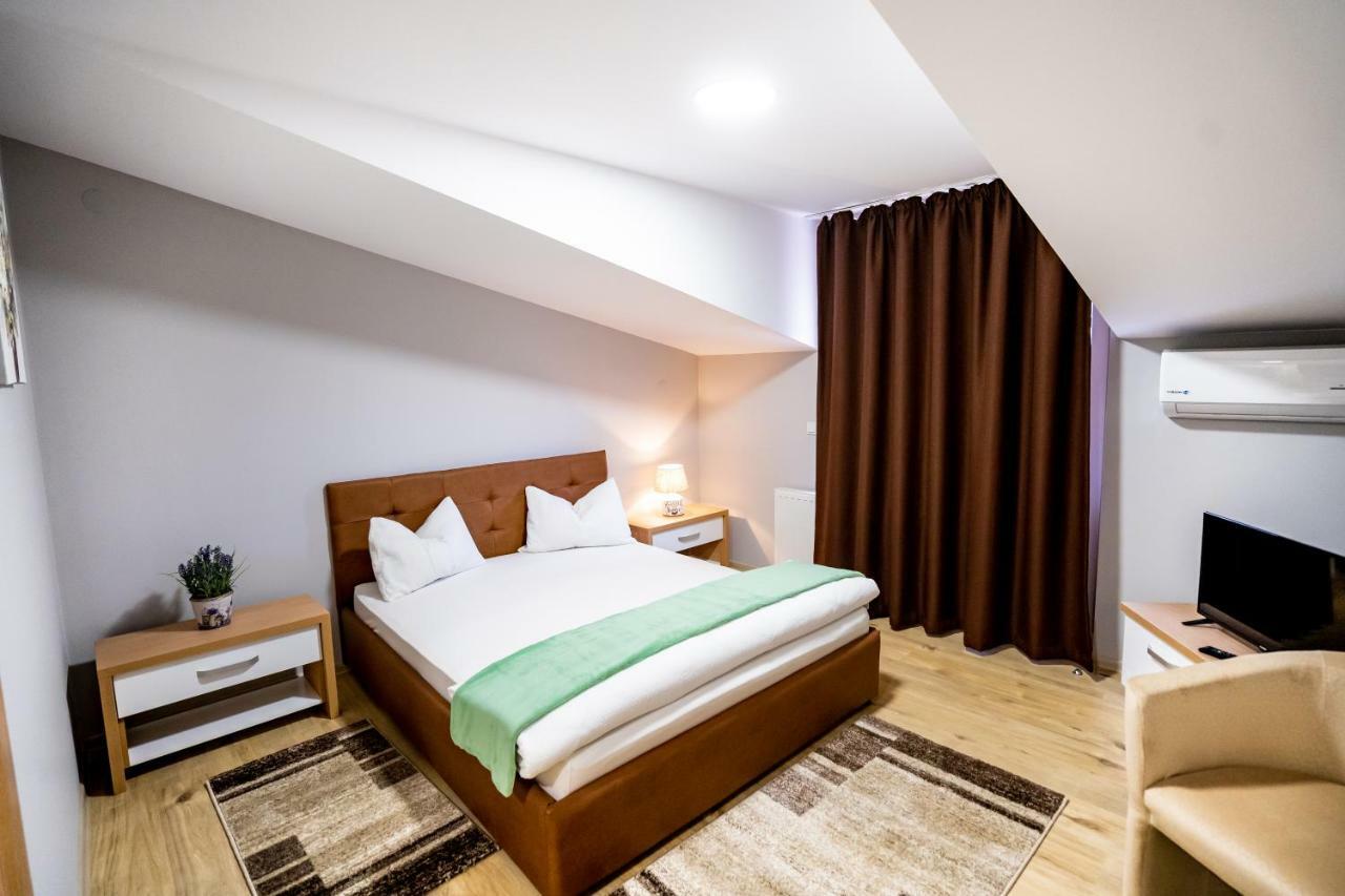 Casa Blum Otel Lugoj Dış mekan fotoğraf